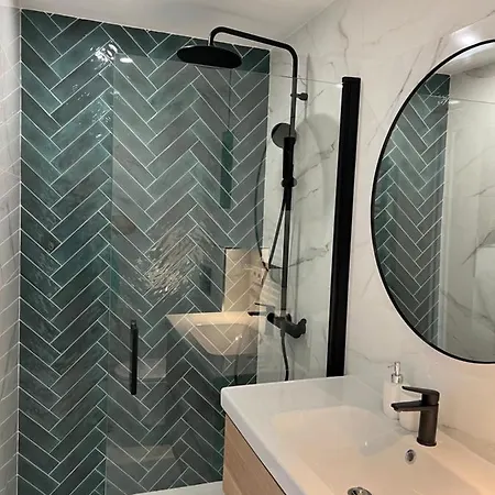 Paris I & Paris Ii Marbella