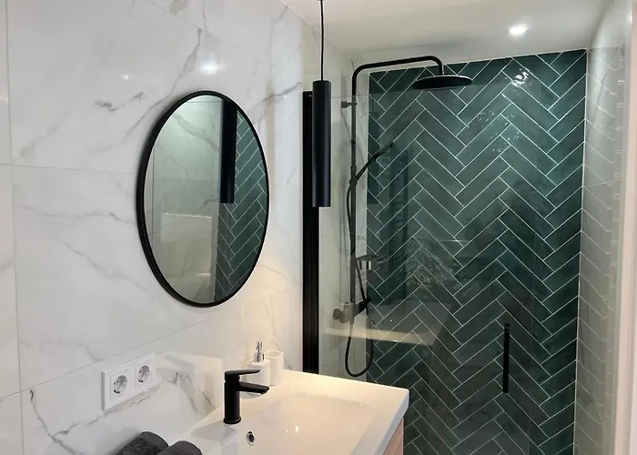 Paris I & Paris Ii * マルベーリャ